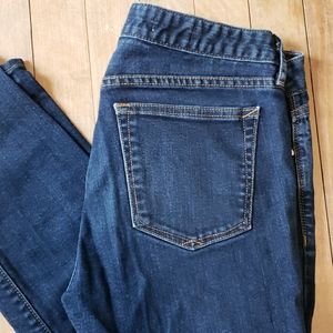 Gap dark wash skinny jeans